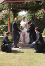 Garter.jpg (285743 bytes)